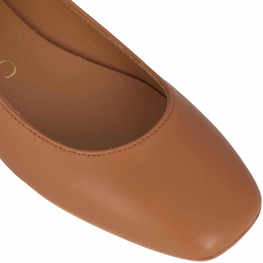 Leonardo Handmade Women'S Casual Ballet Flat In Smooth Brown Leather