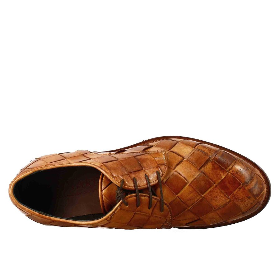 Leonardo Elegant Vintage Light Brown Derby For Men In Woven Leather