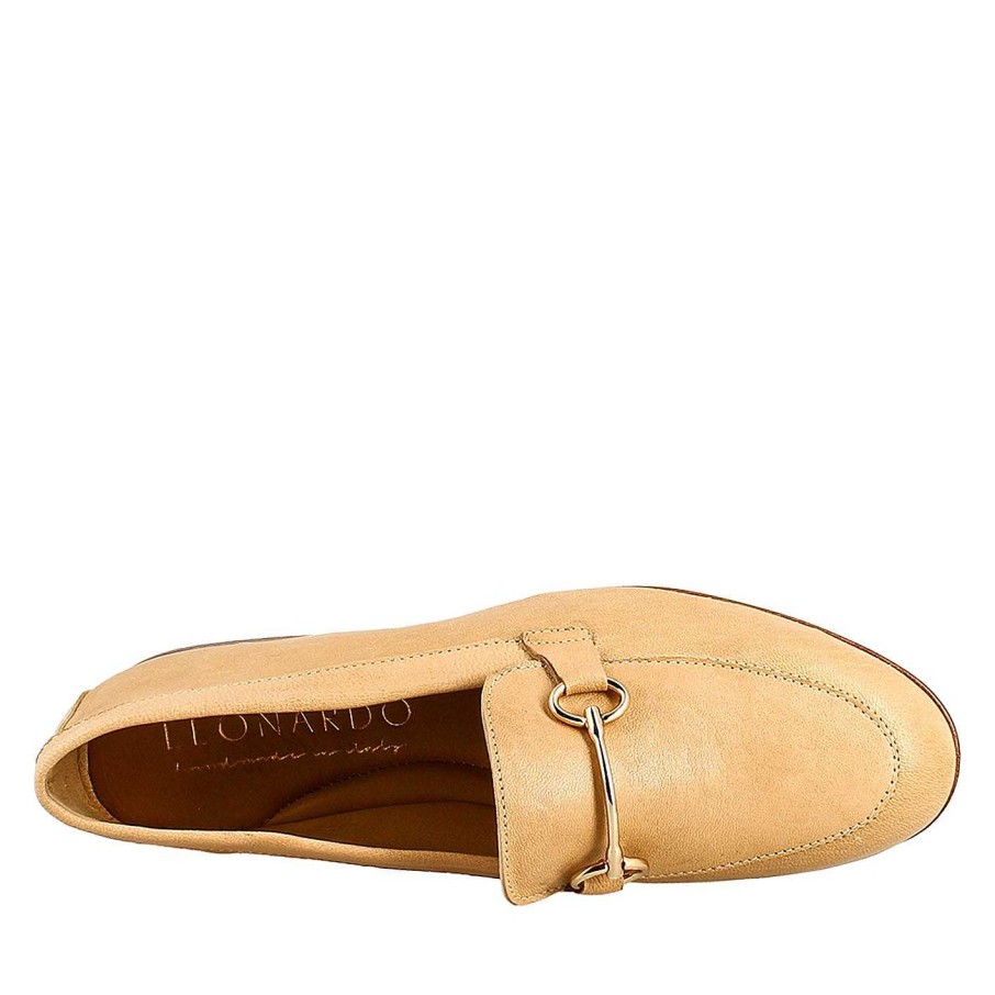 Leonardo Women'S Beige Leather Moccasin With Gold Clamp