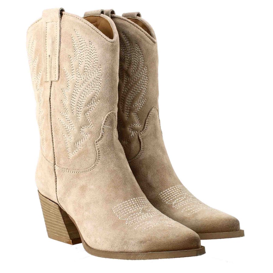 Leonardo Women'S Low Texan Boots In Beige Suede With Embroidery.