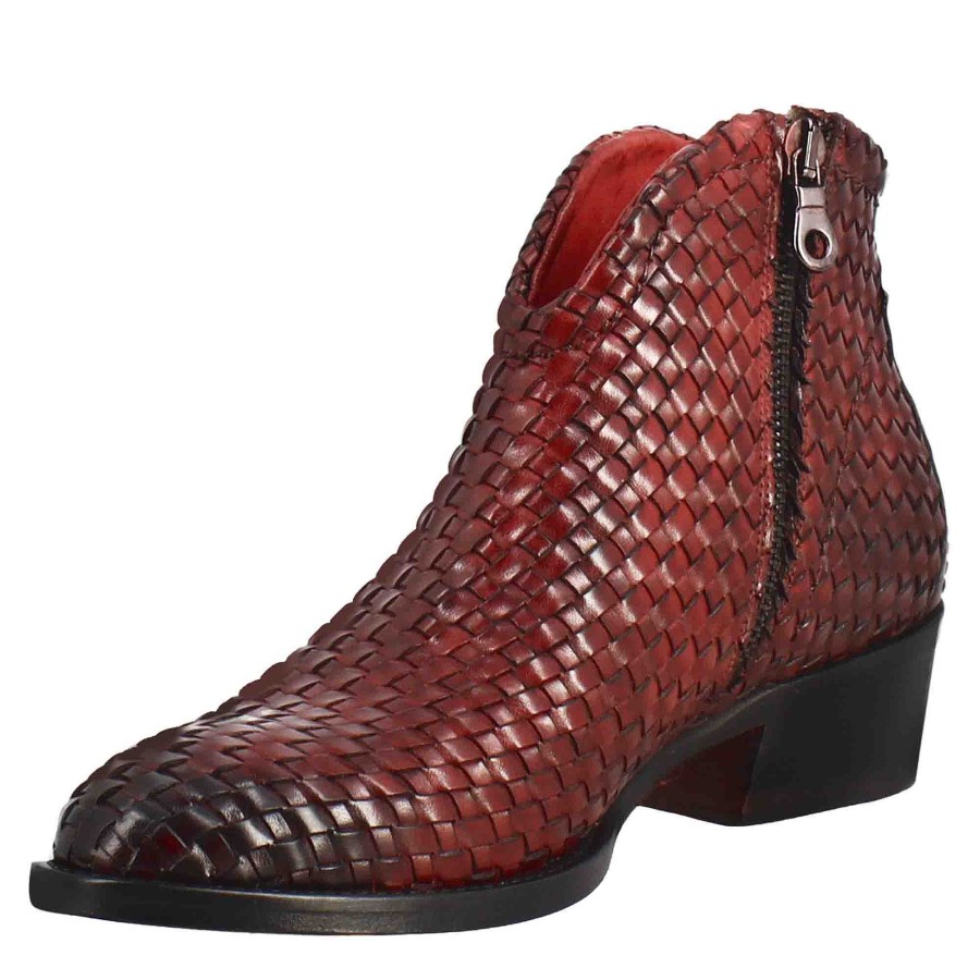 Leonardo Women'S Ankle Boot In Woven Leather With Medium Heel, Red Colour