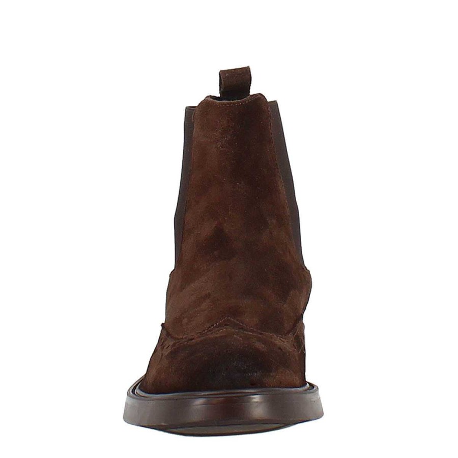 Leonardo Chelsea Boot In Brown Suede With Rubber Sole