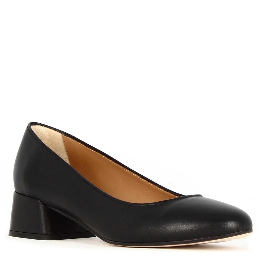 Leonardo Classic Women'S Decollete In Black Smooth Leather