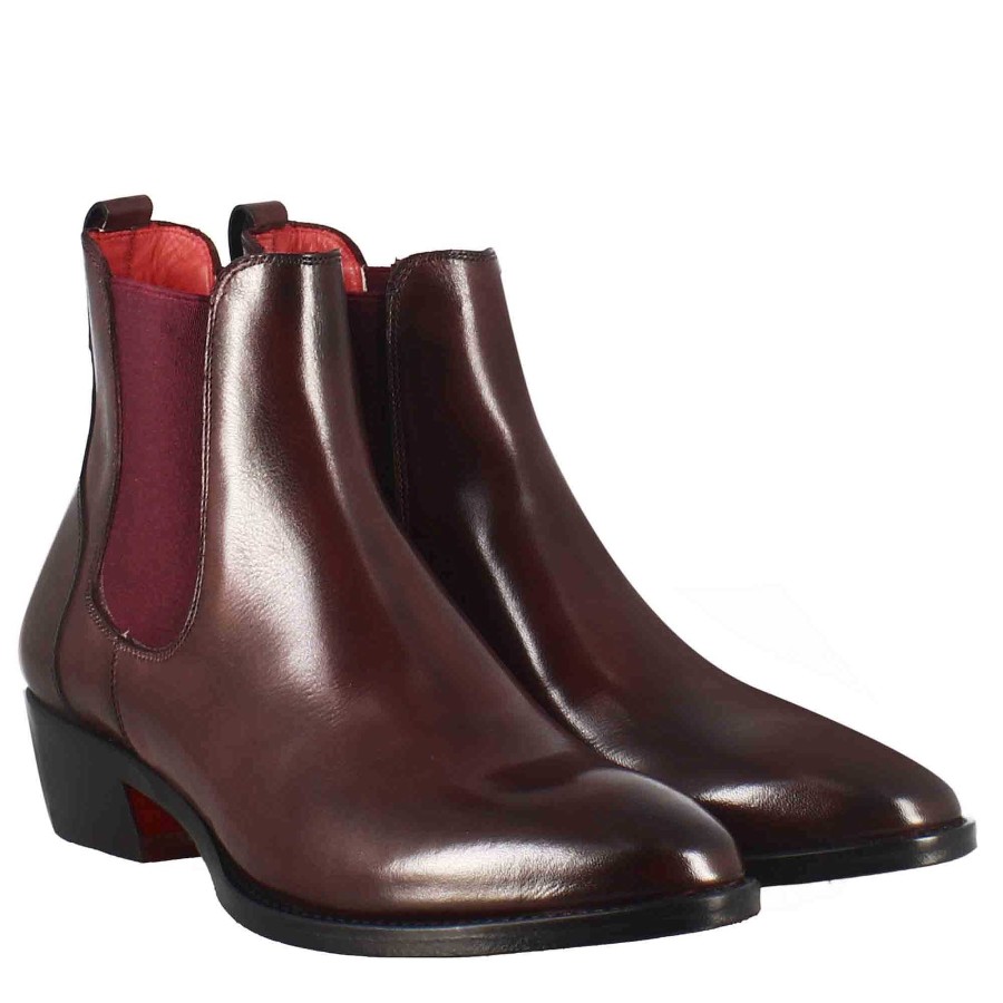 Leonardo Smooth Women'S Chelsea Boot With Medium Heel In Burgundy Leather