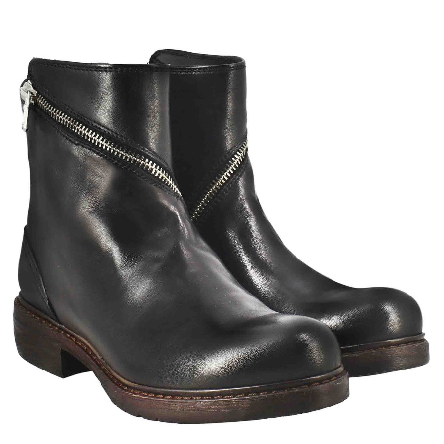 Leonardo Paupa Women'S Ankle Boot In Black Washed Leather With Double Zip