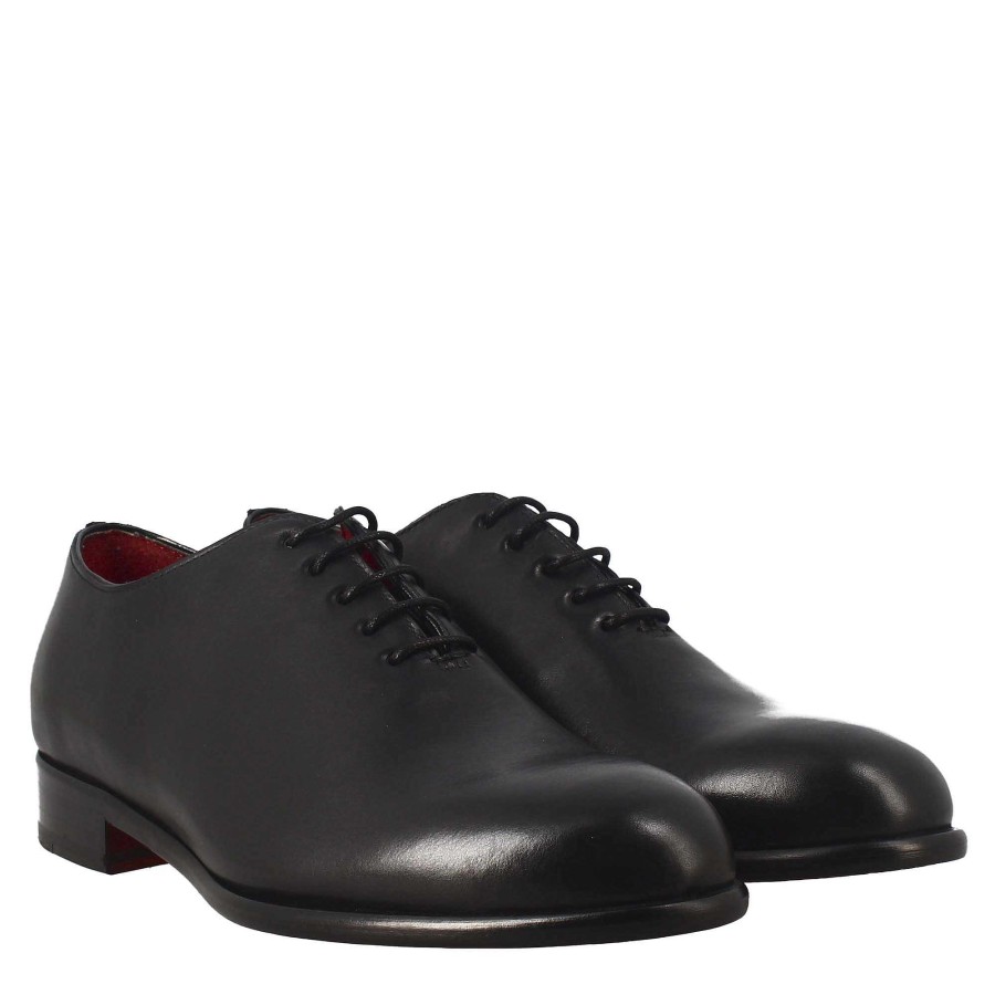 Leonardo Elegant Black Wholecut Oxford For Men In Leather