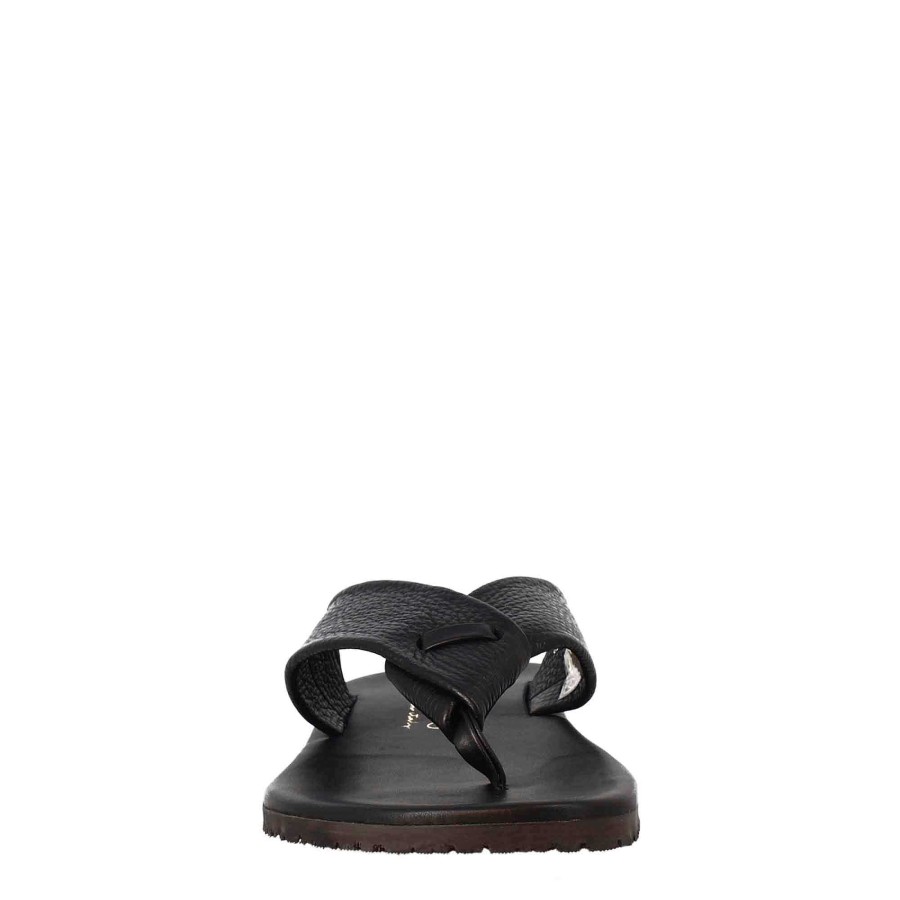 Leonardo Handmade Men'S Flip-Flop Sandals In Black Leather