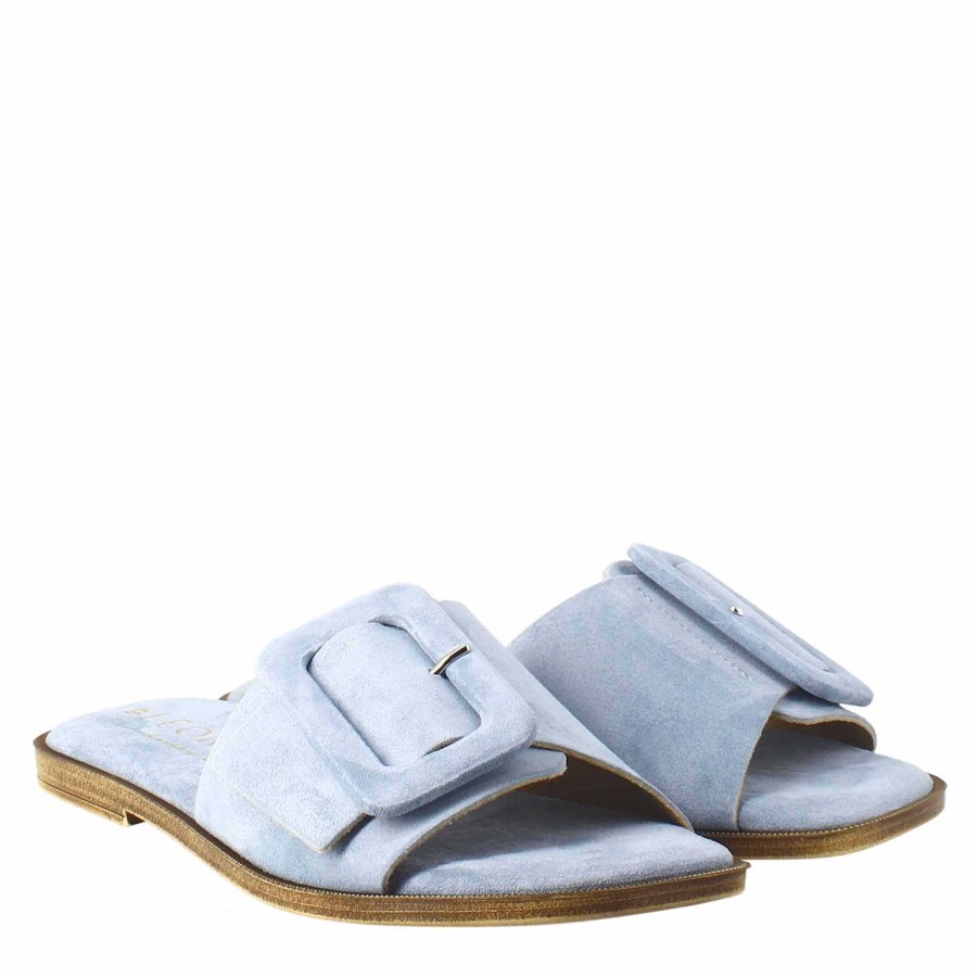 Leonardo Women'S Flat Sandal In Light Blue Suede