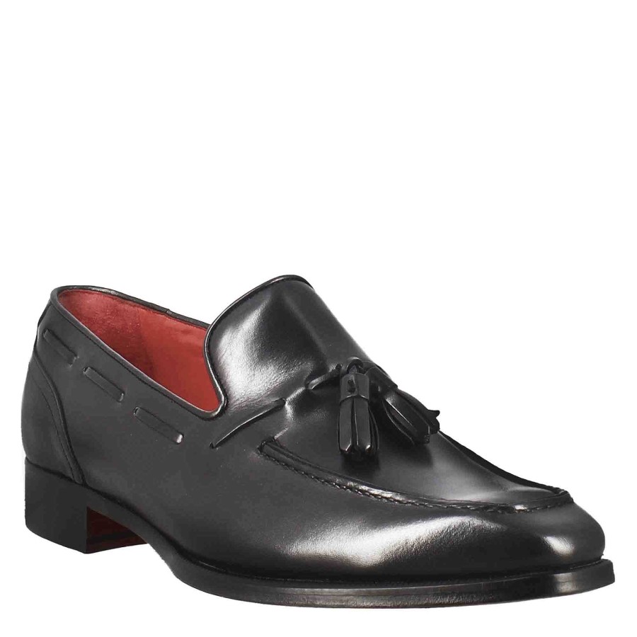 Leonardo Men'S Tassel Loafer In Black With Square Toe