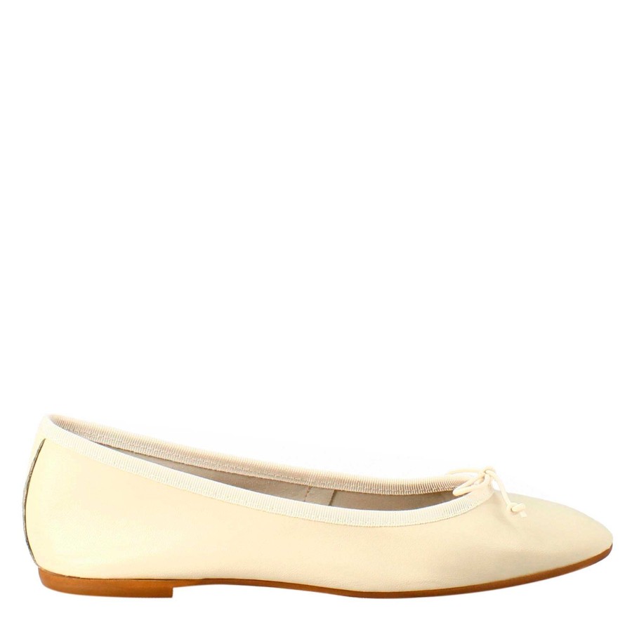 Leonardo Lightweight Beige Women'S Ballet Flats In Smooth Leather